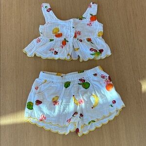 Old Navy White Fruit Print girls Matching Set